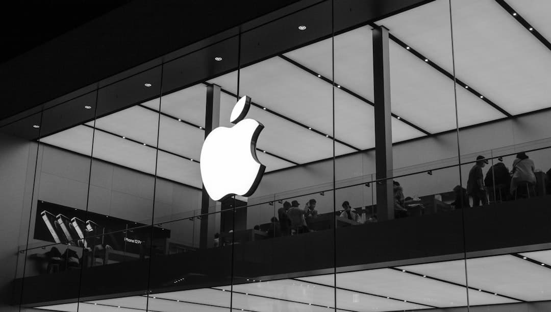 Apple's Camera Chief Sees AI as a Tool for 'Superpowers'