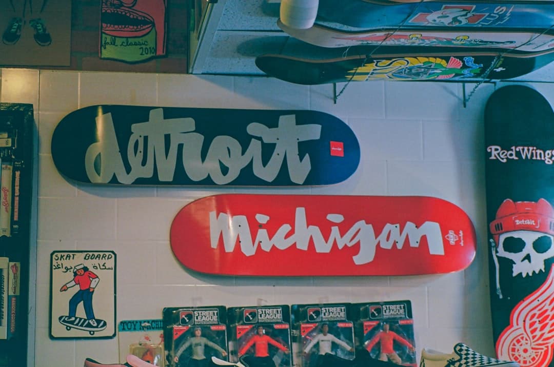 Michigan Politicians Push to Ban Chinese-Badged Cars from Entering the US