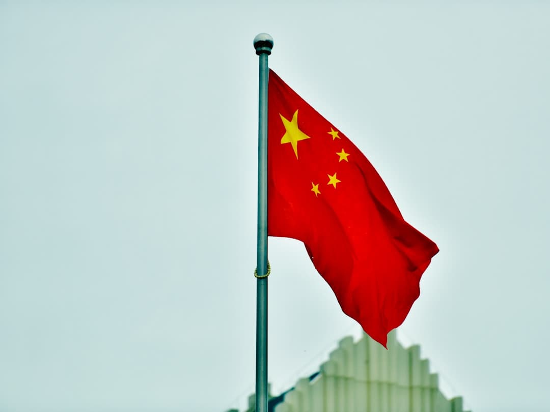 China's nuclear power push relies on large reactors