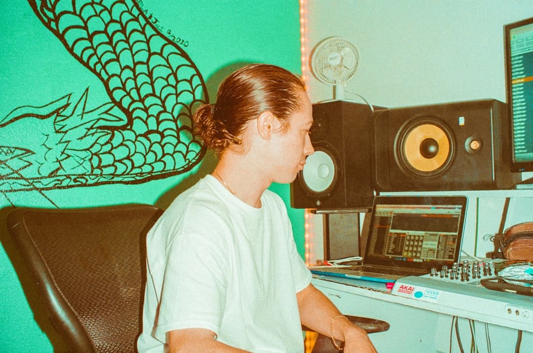 FL Studio CEO Turns to Reddit for User Feedback and Fun