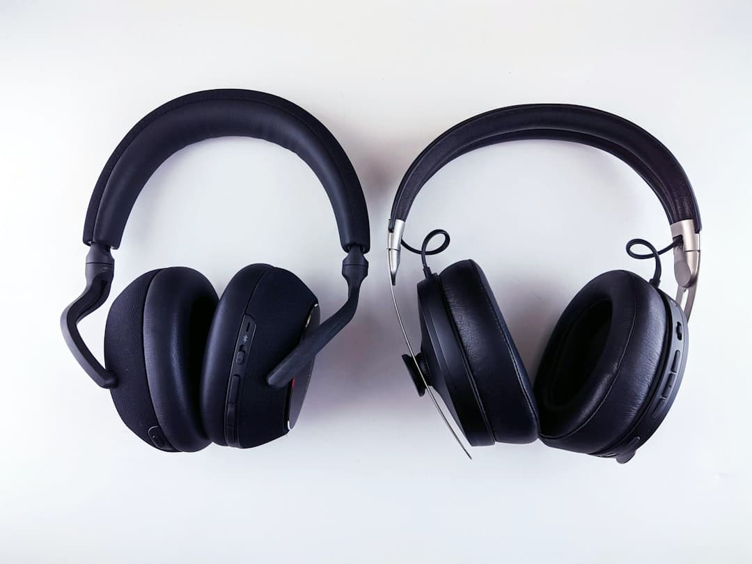 Sennheiser Momentum 5 vs. Bowers & Wilkins Px7 S3: I tested both, and one wins nearly every metric